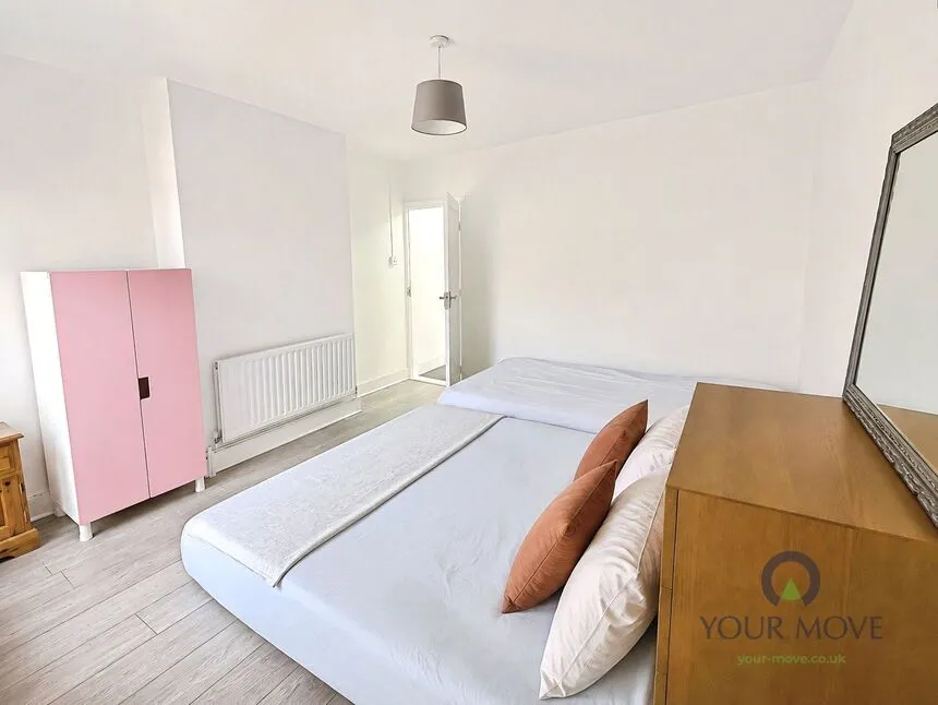 Chalkwell Road, Sittingbourne, Kent, ME10, photo 6