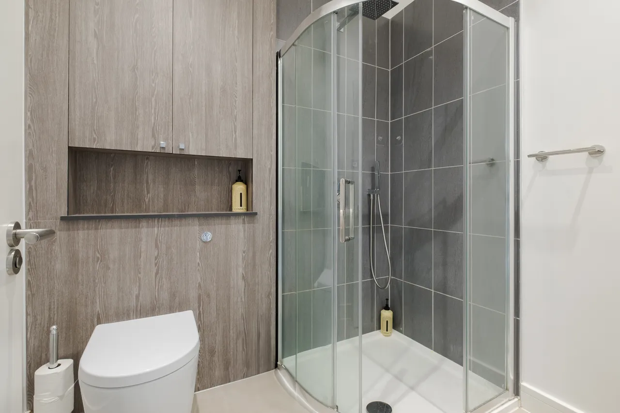 Offord Road, London, N1, photo 8