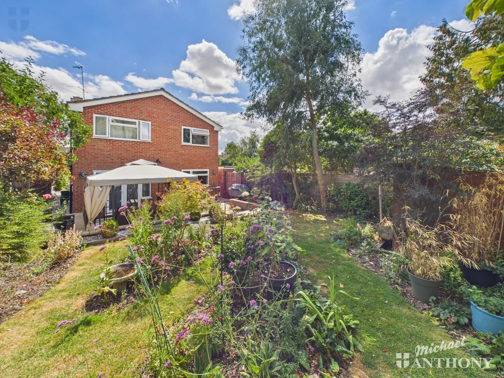 Chestnut Close, Waddesdon, Aylesbury, HP18 0LJ, photo 11