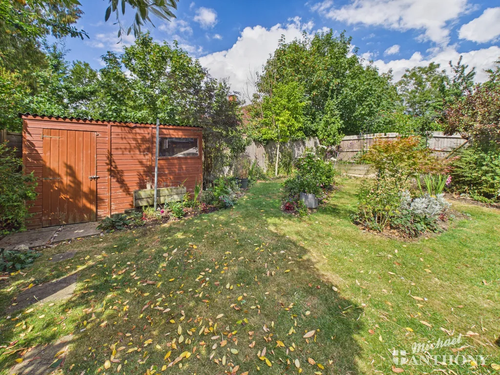 Chestnut Close, Waddesdon, Aylesbury, HP18 0LJ, photo 22