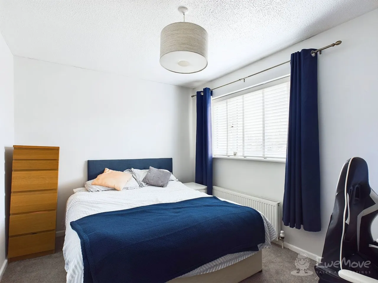 Southdown Crescent, Cheadle Hulme, SK8, photo 10