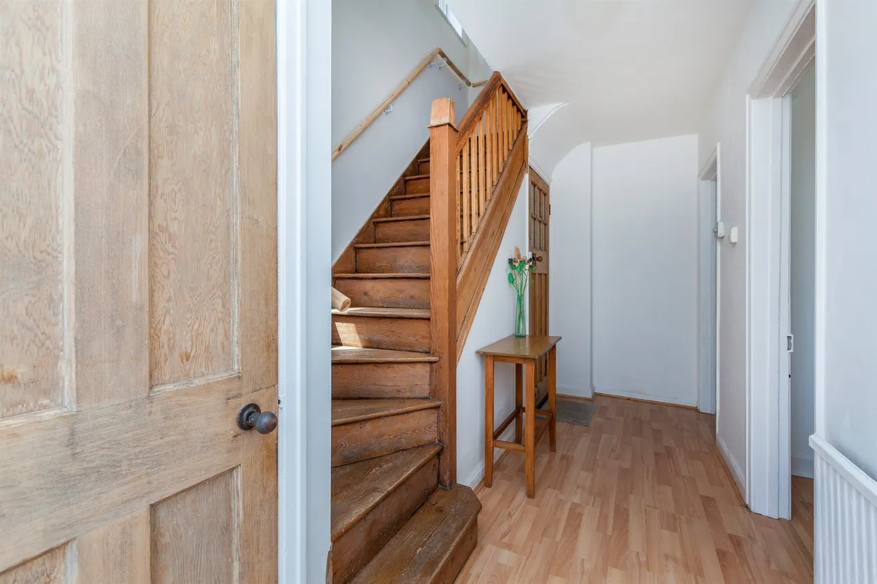 Mortimer Way, Leicester, photo 8