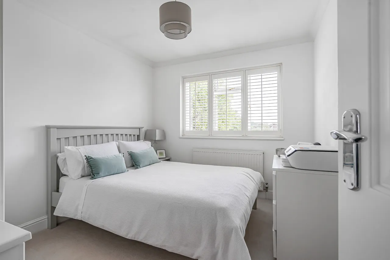 Oak Avenue, Egham, TW20, photo 18