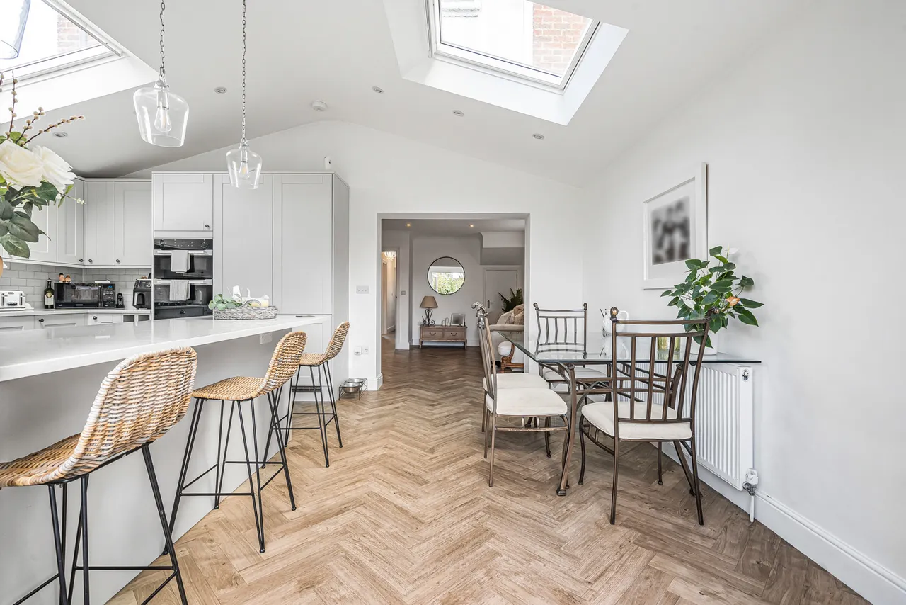 Oak Avenue, Egham, TW20, photo 11