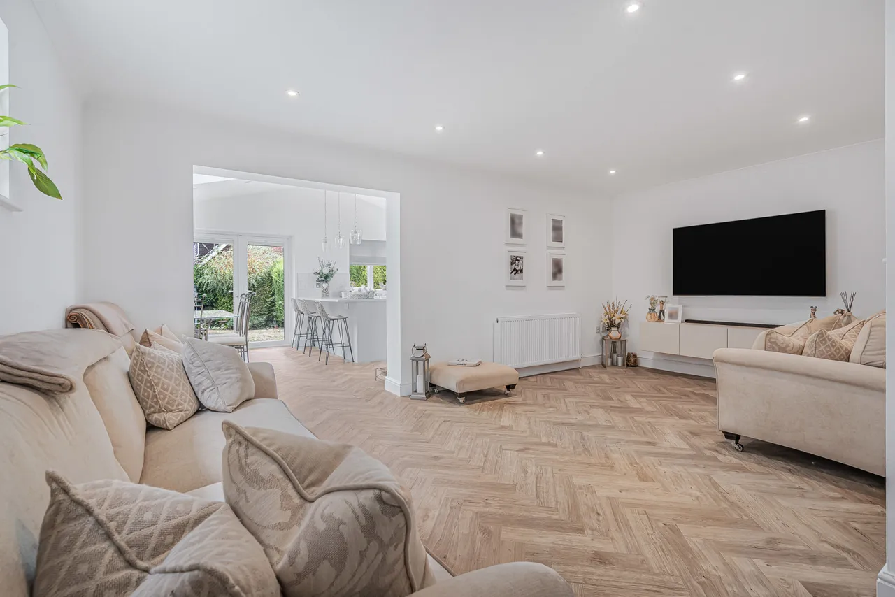 Oak Avenue, Egham, TW20, photo 8