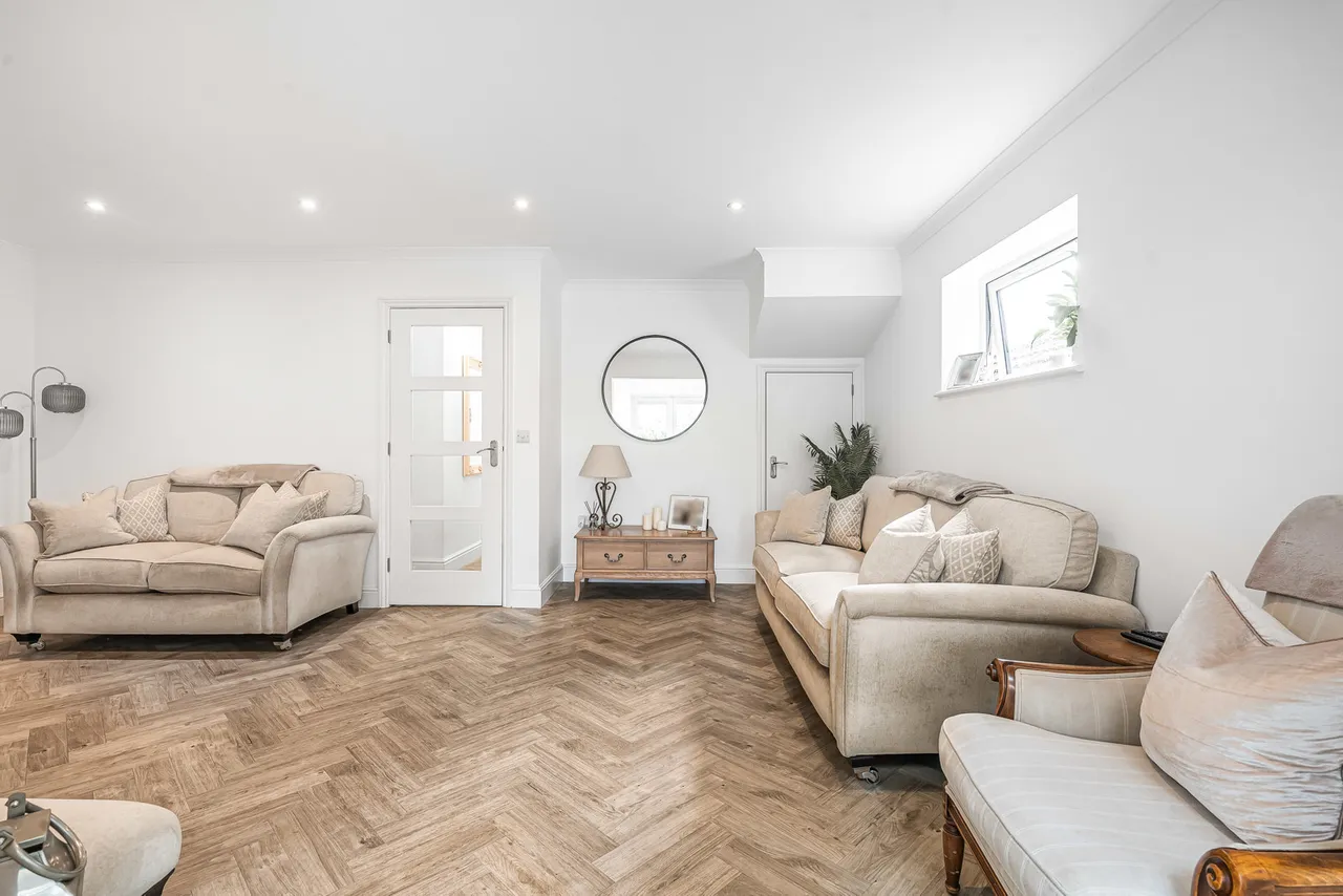 Oak Avenue, Egham, TW20, photo 6