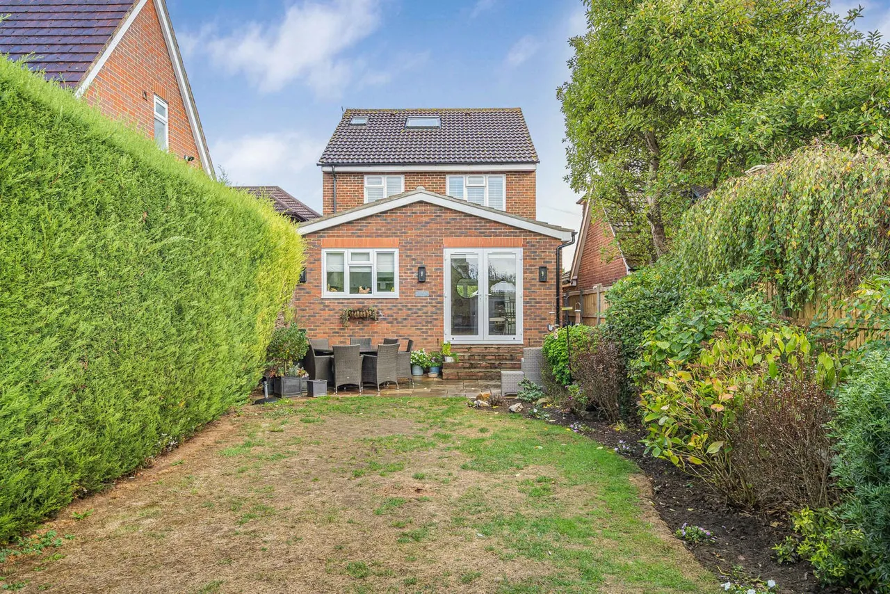 Oak Avenue, Egham, TW20, photo 26