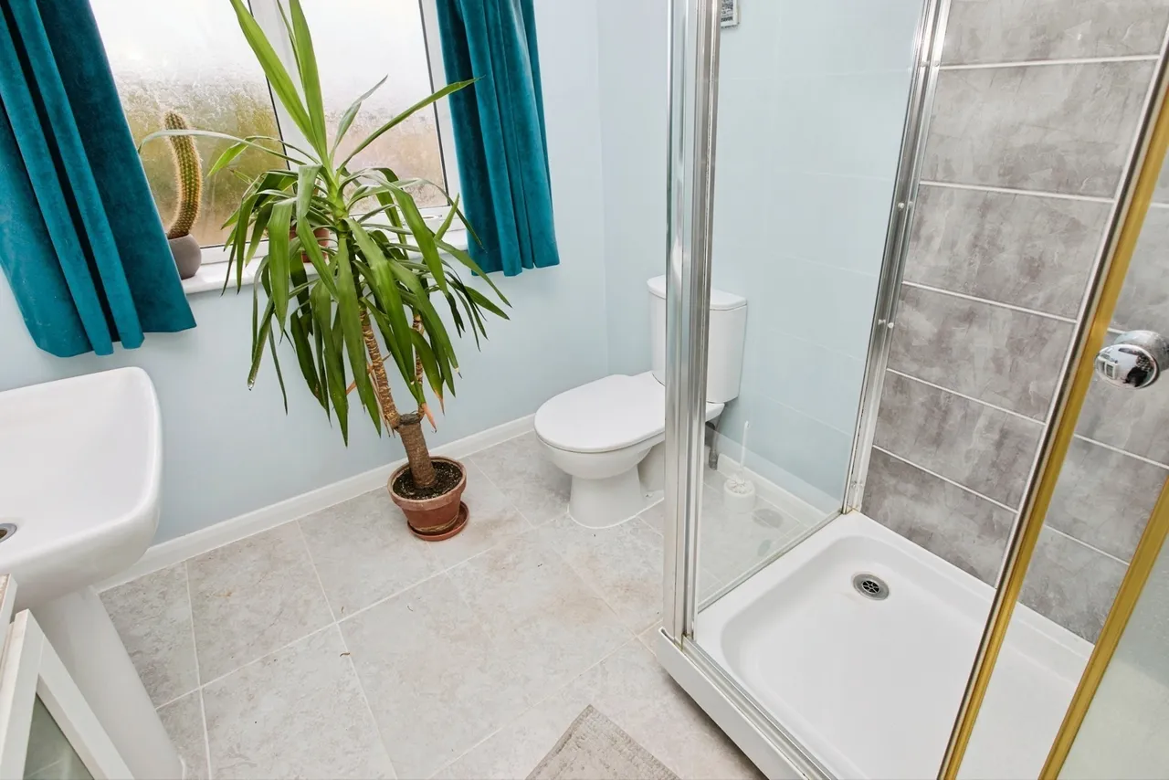Tutbury Road, Burton-on-Trent, DE13, photo 9