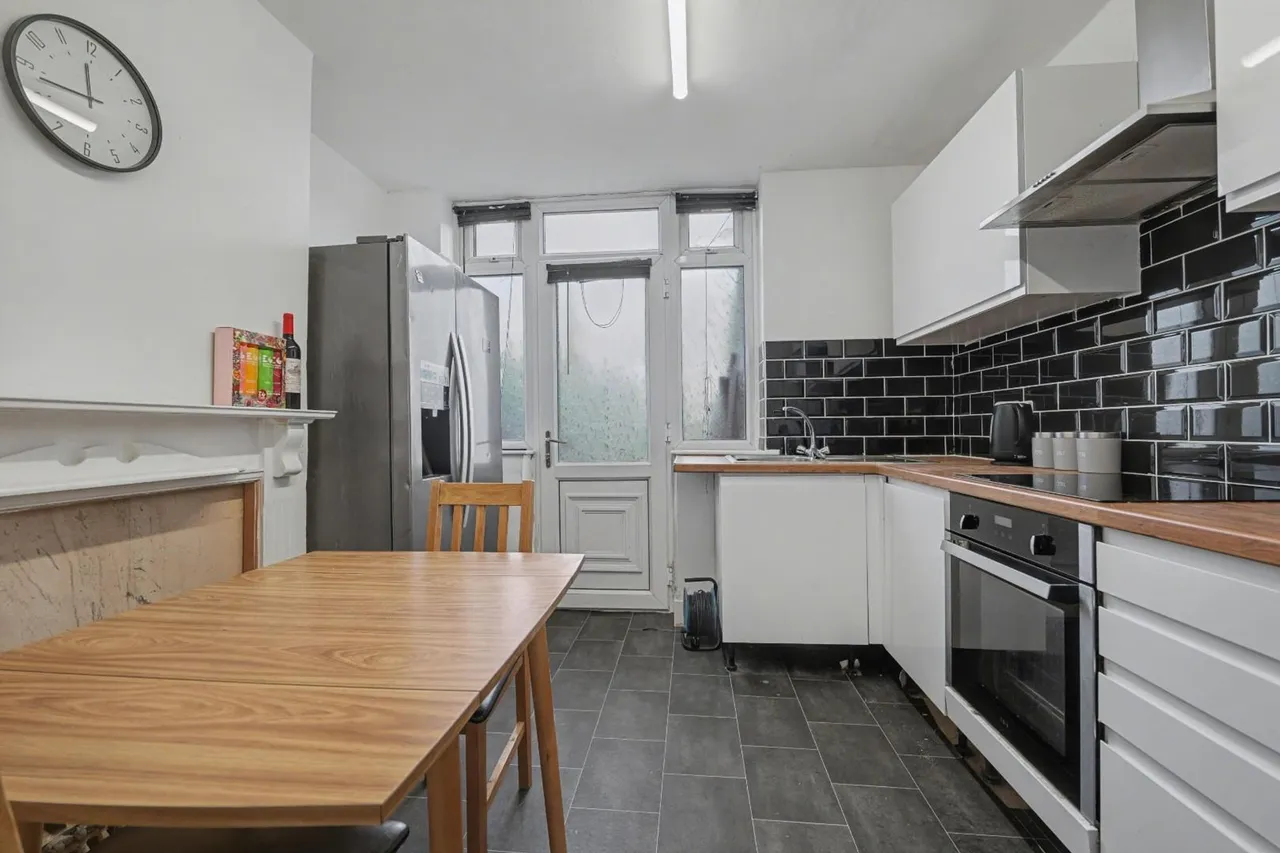 Sewall Highway, Coventry, CV6, photo 5