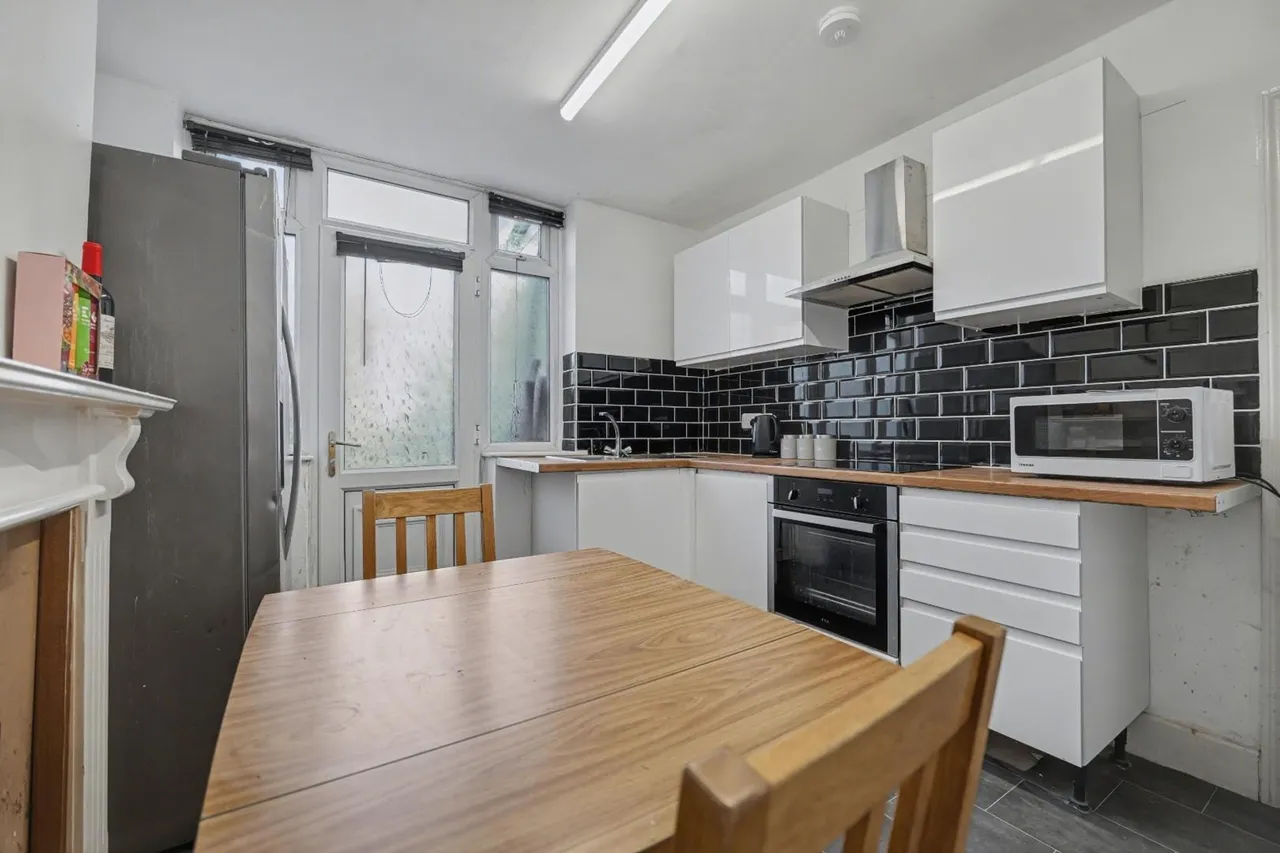 Sewall Highway, Coventry, CV6, photo 3