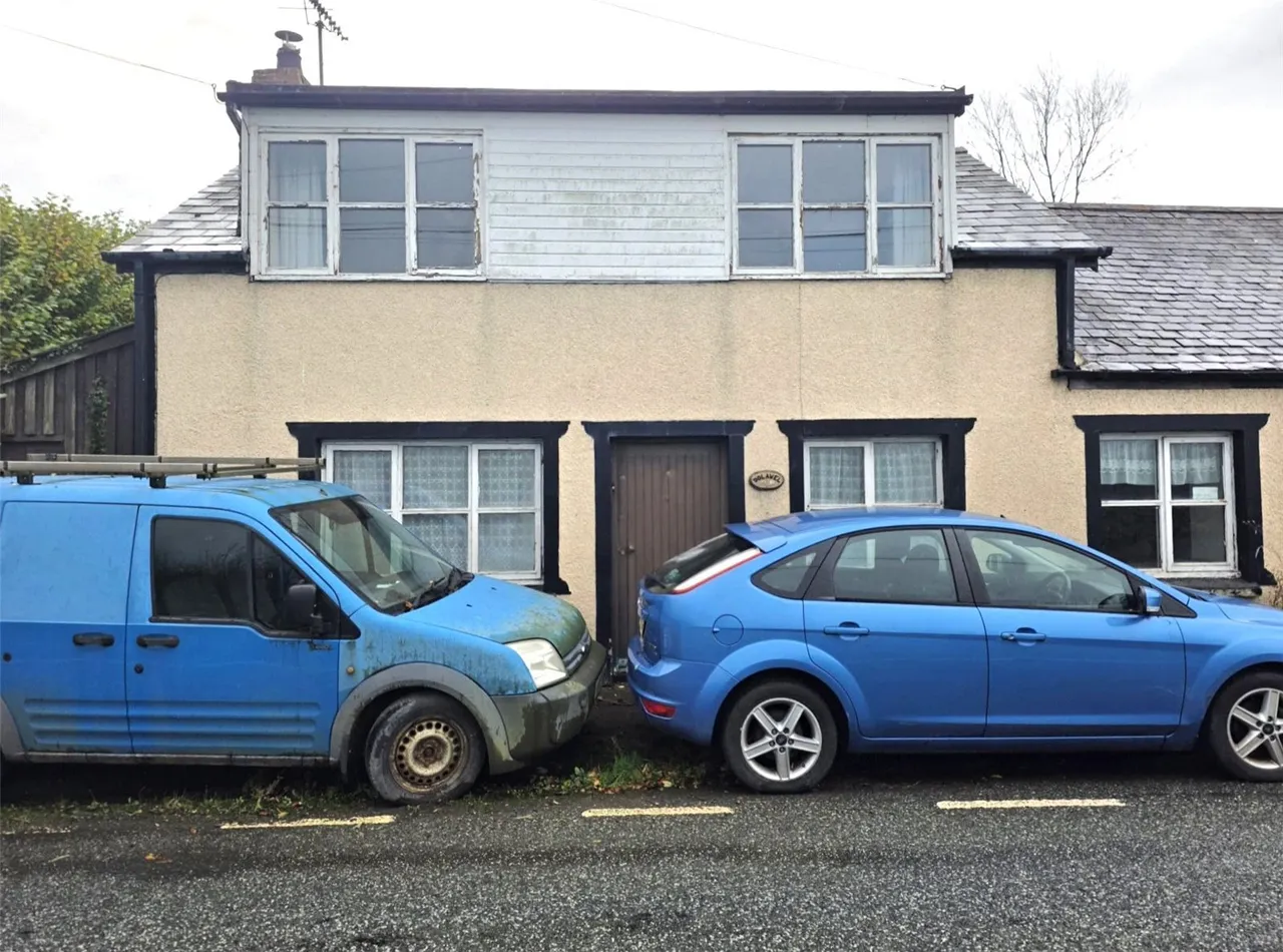 2 bed house for sale, New Cross, Aberystwyth, SY23