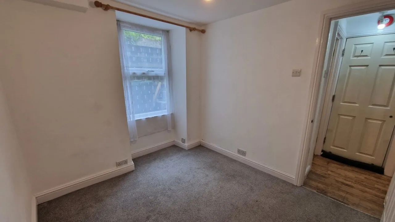 Killigrew Street, photo 9