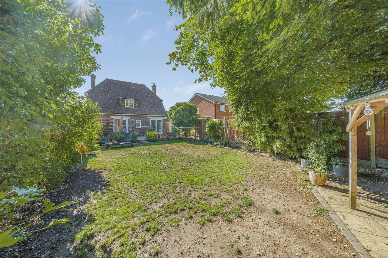 Court Close, Maidenhead, SL6 2DL, photo 11