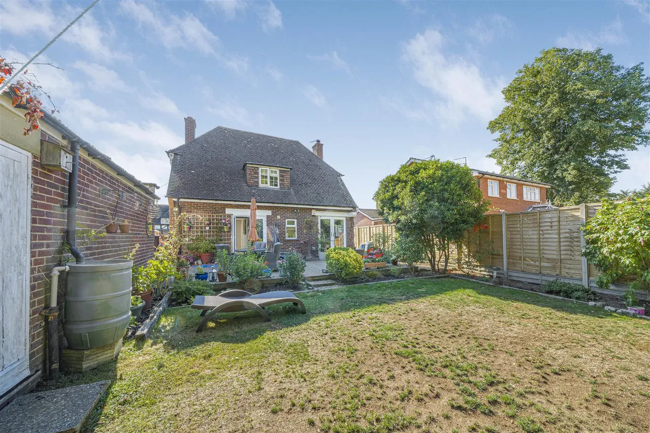 Court Close, Maidenhead, SL6 2DL, photo 22