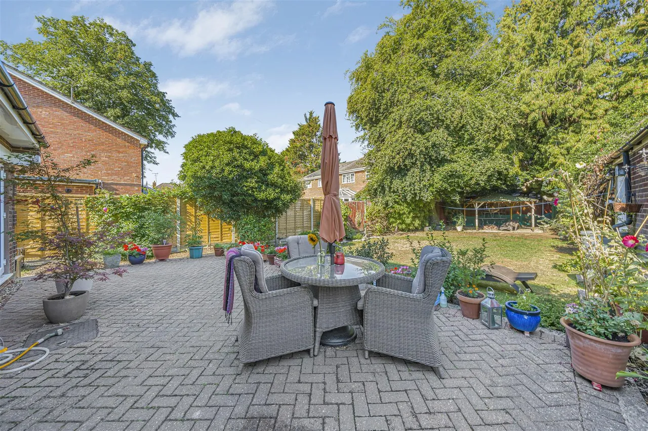 Court Close, Maidenhead, SL6 2DL, photo 10