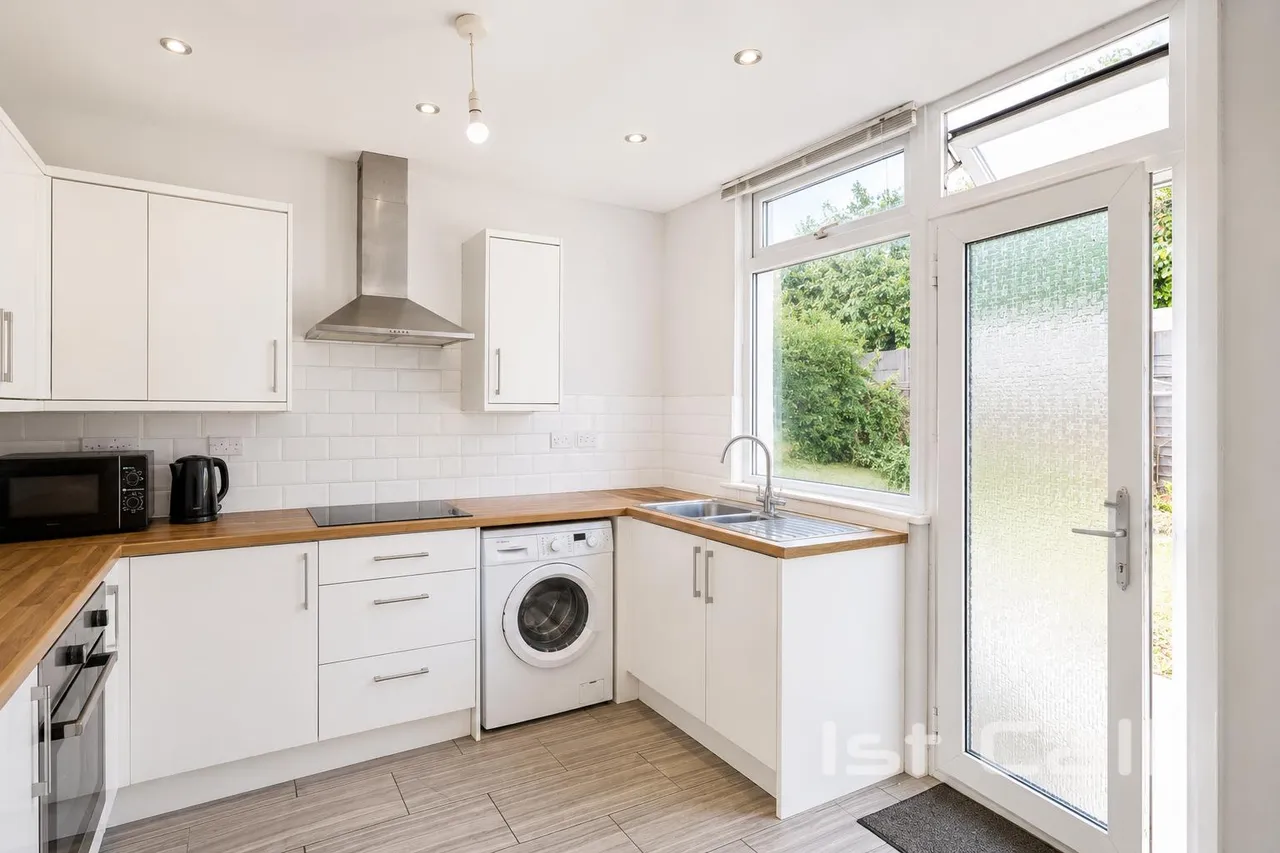 Beedell Avenue, Westcliff-On-Sea, photo 3