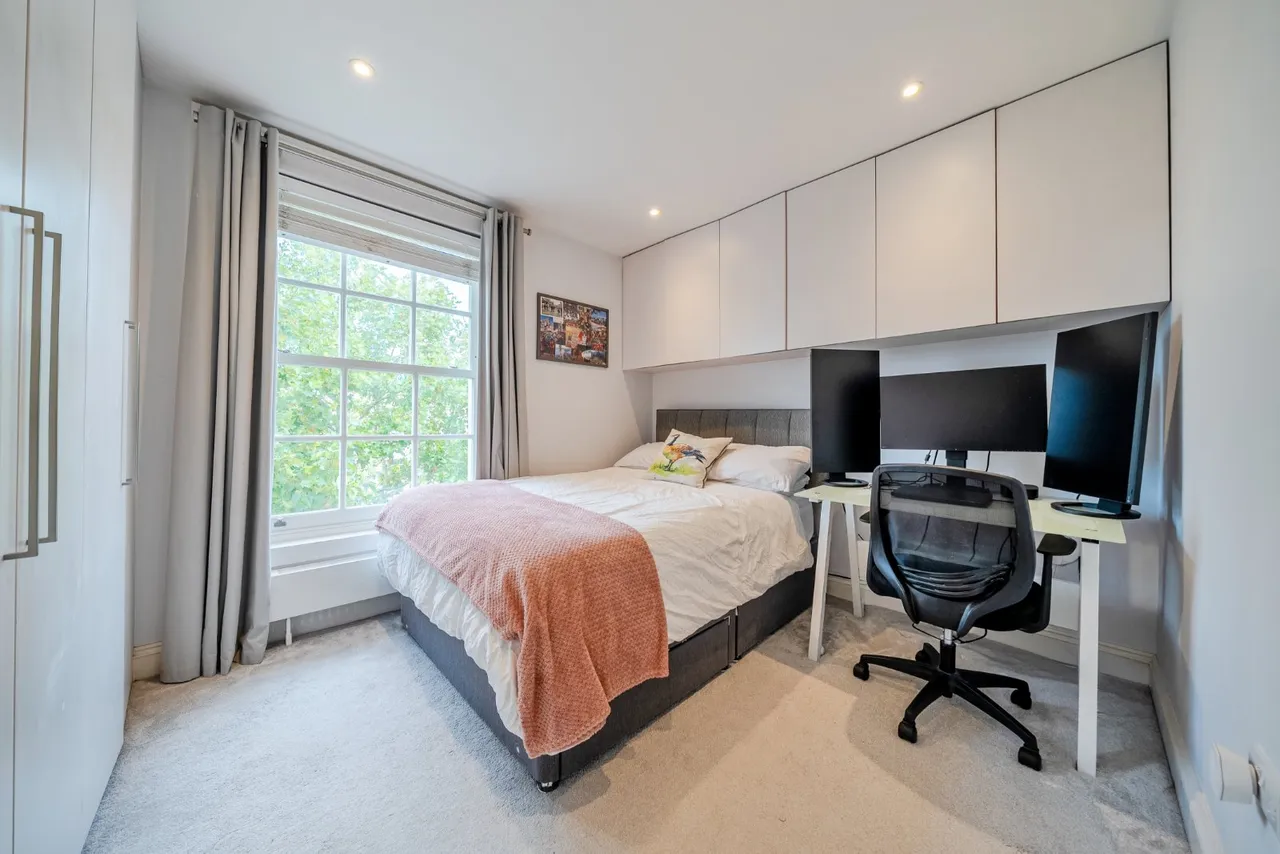 Old Devonshire Road, London, SW12, photo 4