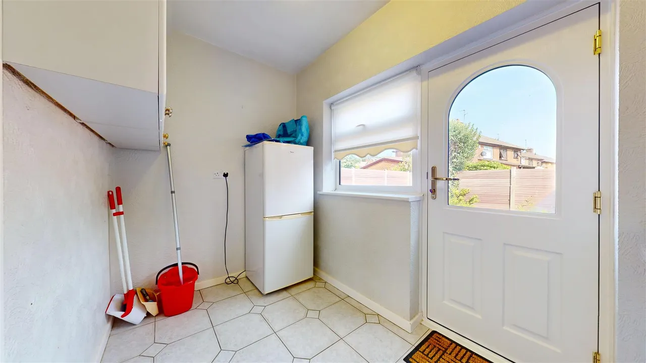 Carter Avenue, Rainford, WA11, photo 14