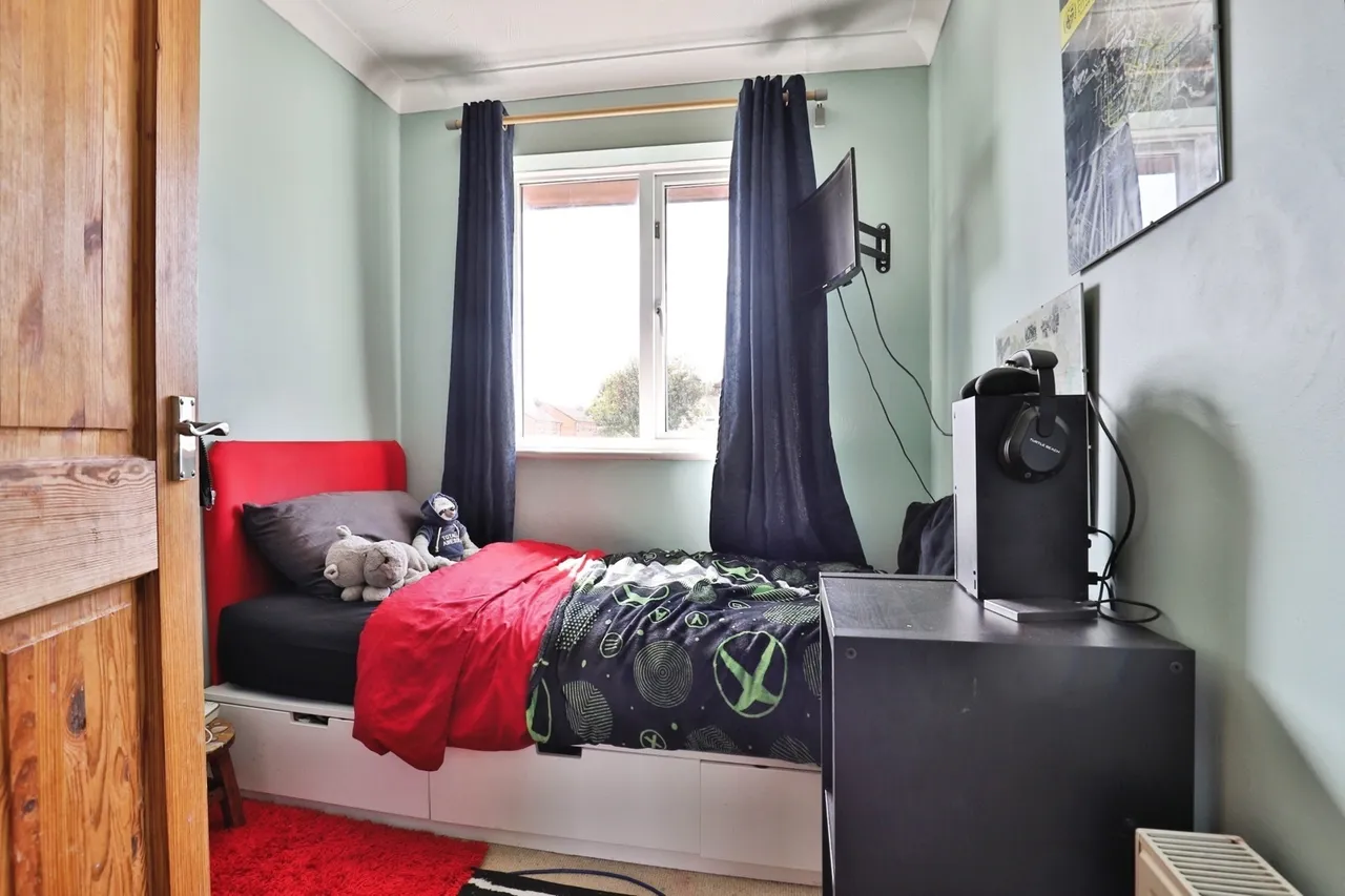 Aspen Gardens, Poole, BH12, photo 7
