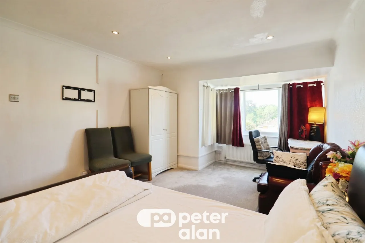 Lakeside Drive, Cardiff, CF23, photo 11