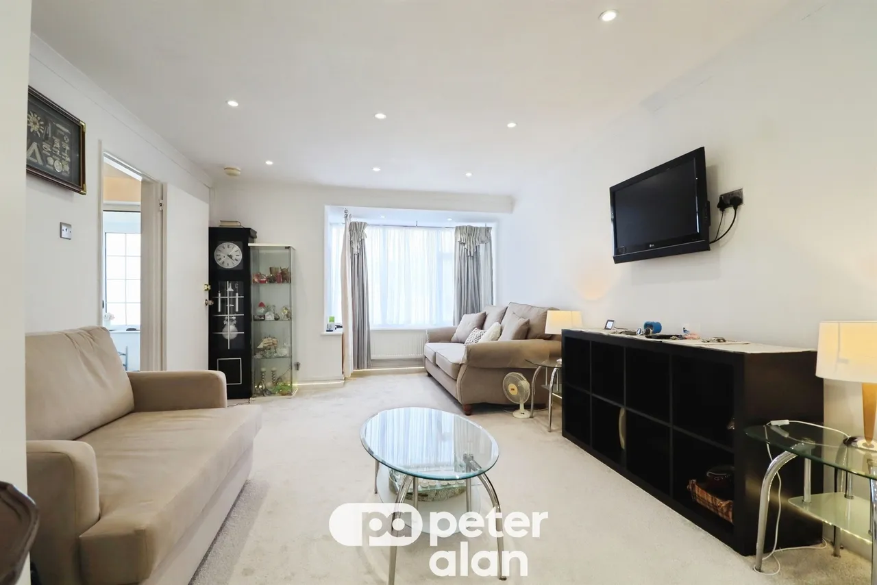 Lakeside Drive, Cardiff, CF23, photo 12