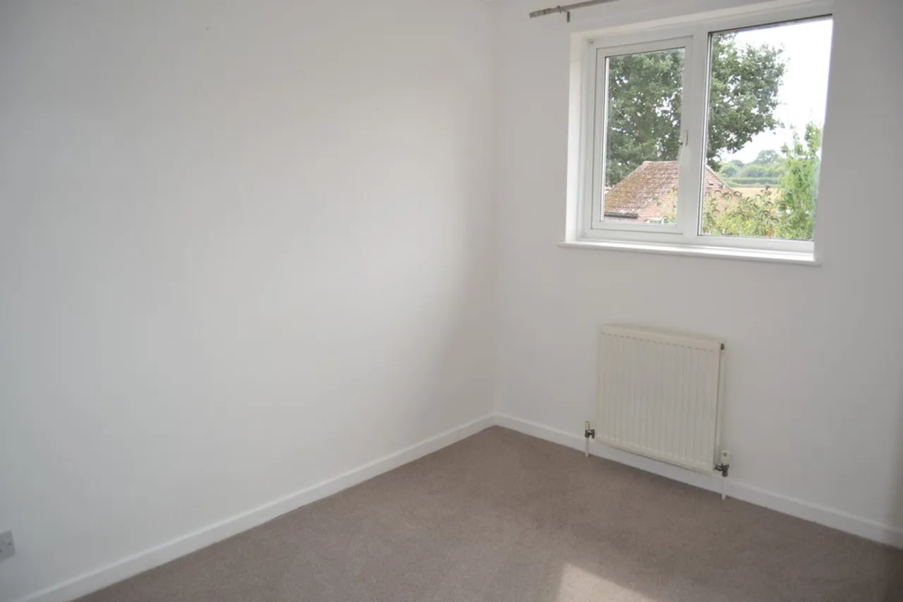 Nuthatch Close, Creekmoor, BH17, photo 8