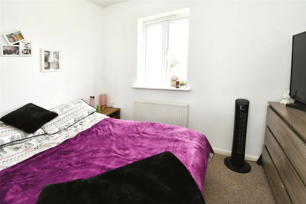 Greenfinch Crescent, Witham St. Hughs, Lincoln, Lincolnshire, LN6, photo 10