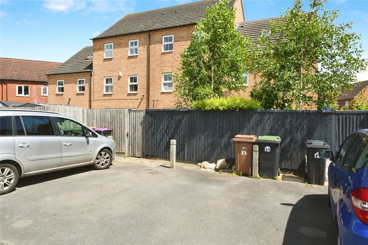 Greenfinch Crescent, Witham St. Hughs, Lincoln, Lincolnshire, LN6, photo 11