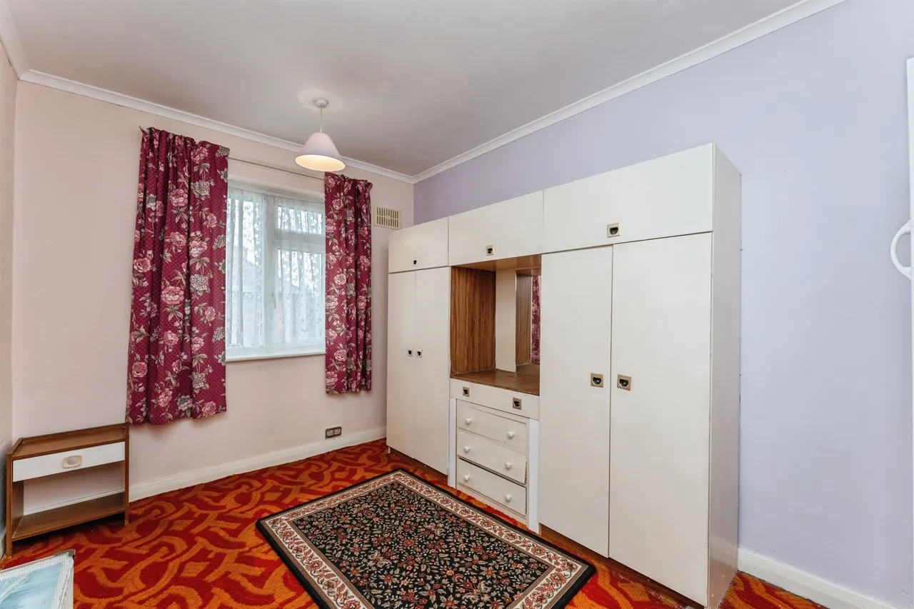 Victoria Road, Saltney, CH4, photo 11