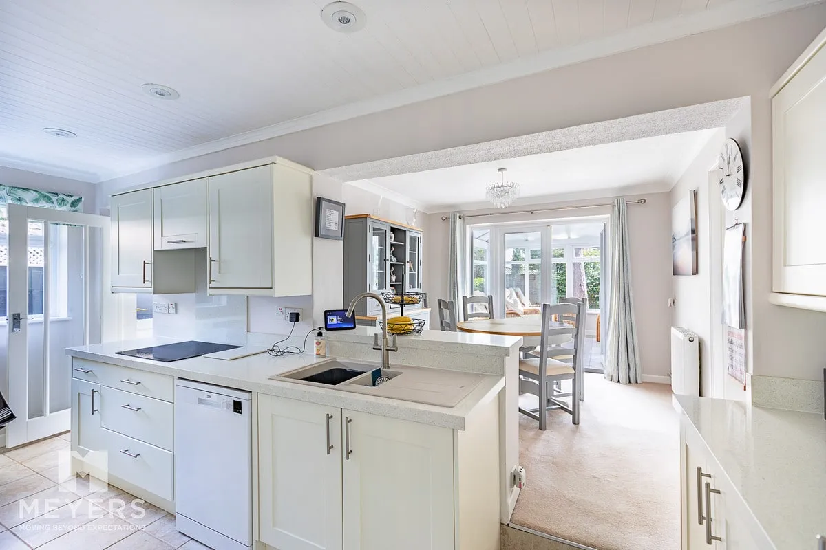 Moorside Road, West Moors, BH22, photo 4