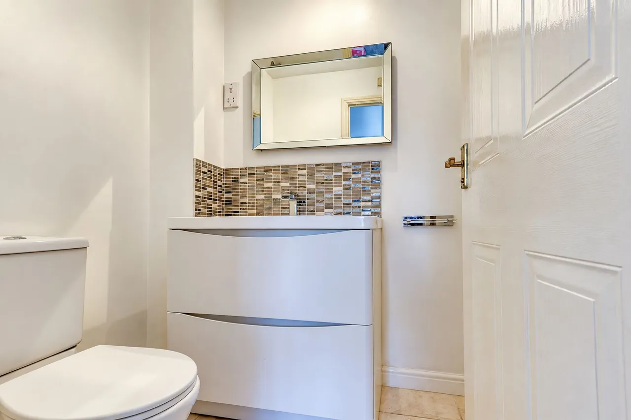 Hodges Mews, High Wycombe, HP12, photo 11
