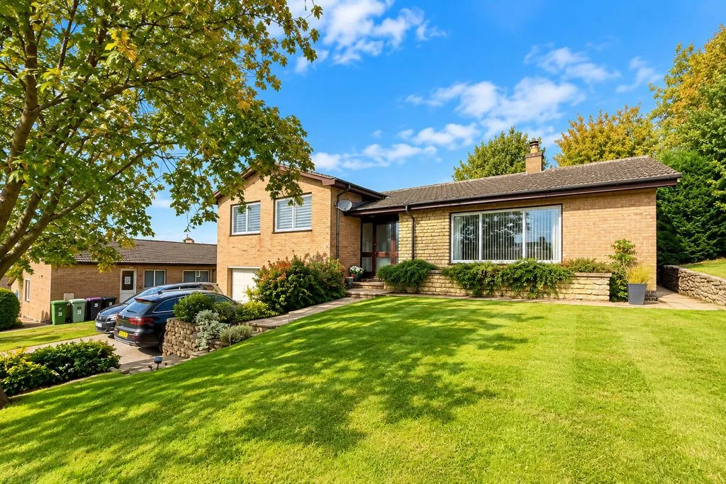 4 bed house to rent, Hillside Drive, Grantham, NG31