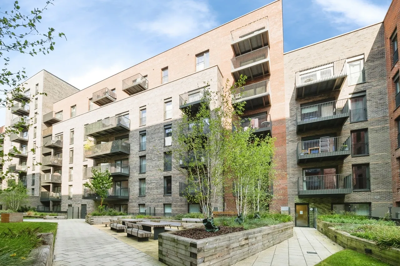 Ron Leighton Way, London, E6, photo 13