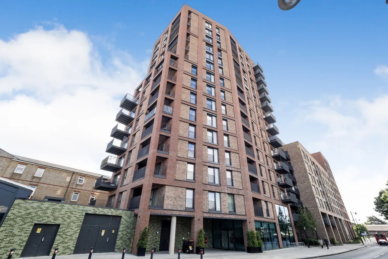 Ron Leighton Way, London, E6, photo 12