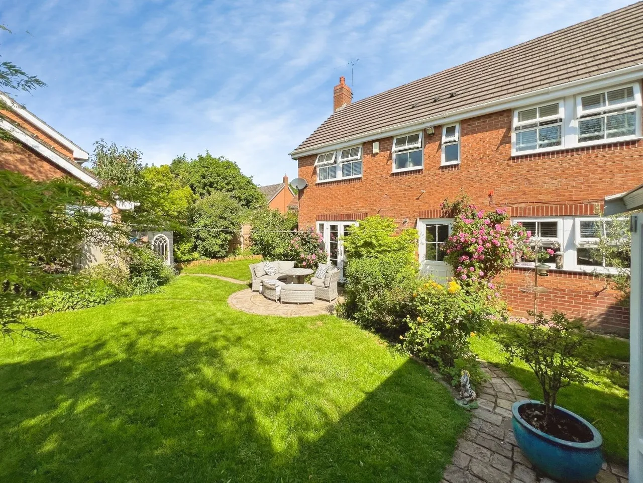 Chilcombe Drive, Priorslee, TF2, photo 22