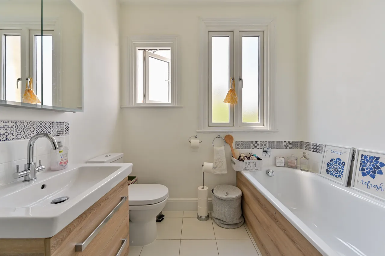London, SW11, photo 12