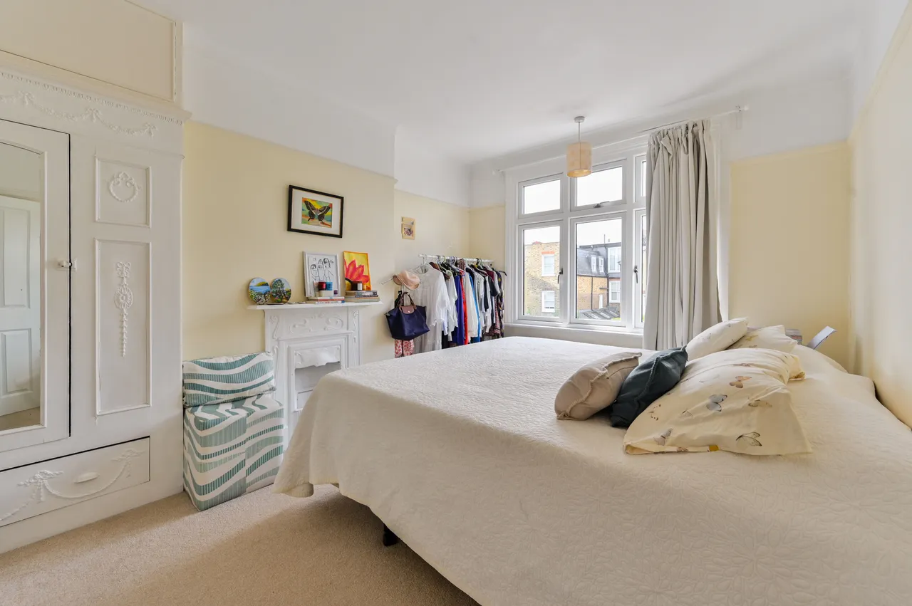 London, SW11, photo 8