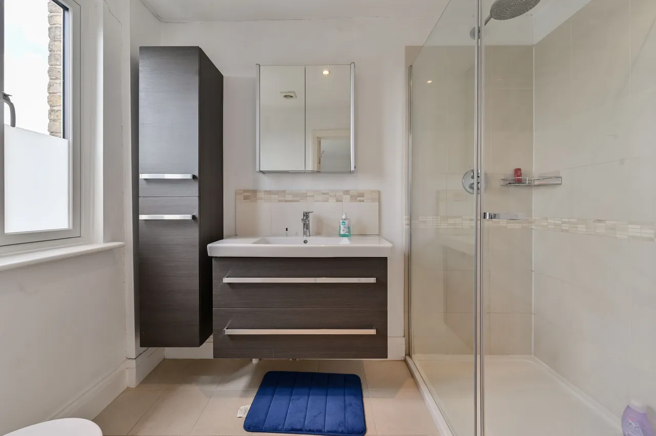 London, SW11, photo 9