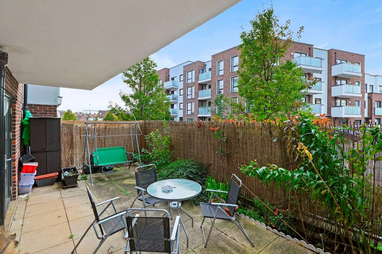Williams Way, Wembley, HA0, photo 2