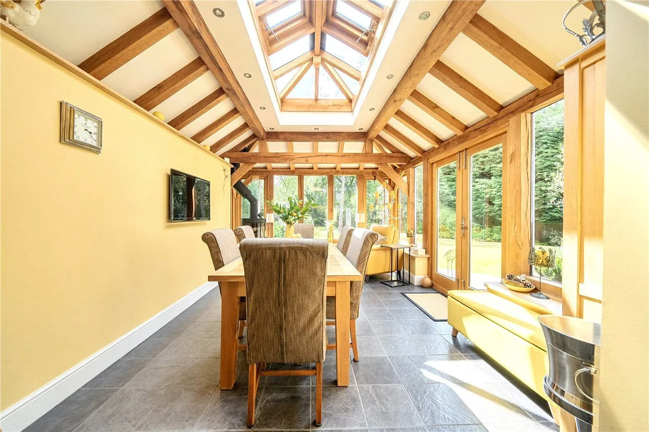 Kestrel Close, Ewshot, GU10, photo 5