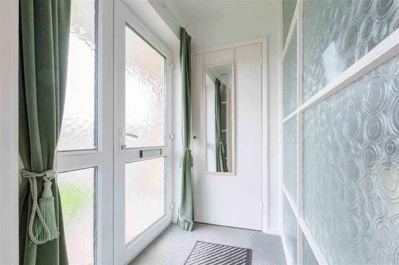 Babington Drive, Halesworth, IP19, photo 3