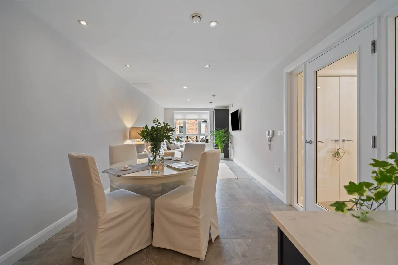 Castlehill Road, Belfast, BT4, photo 8