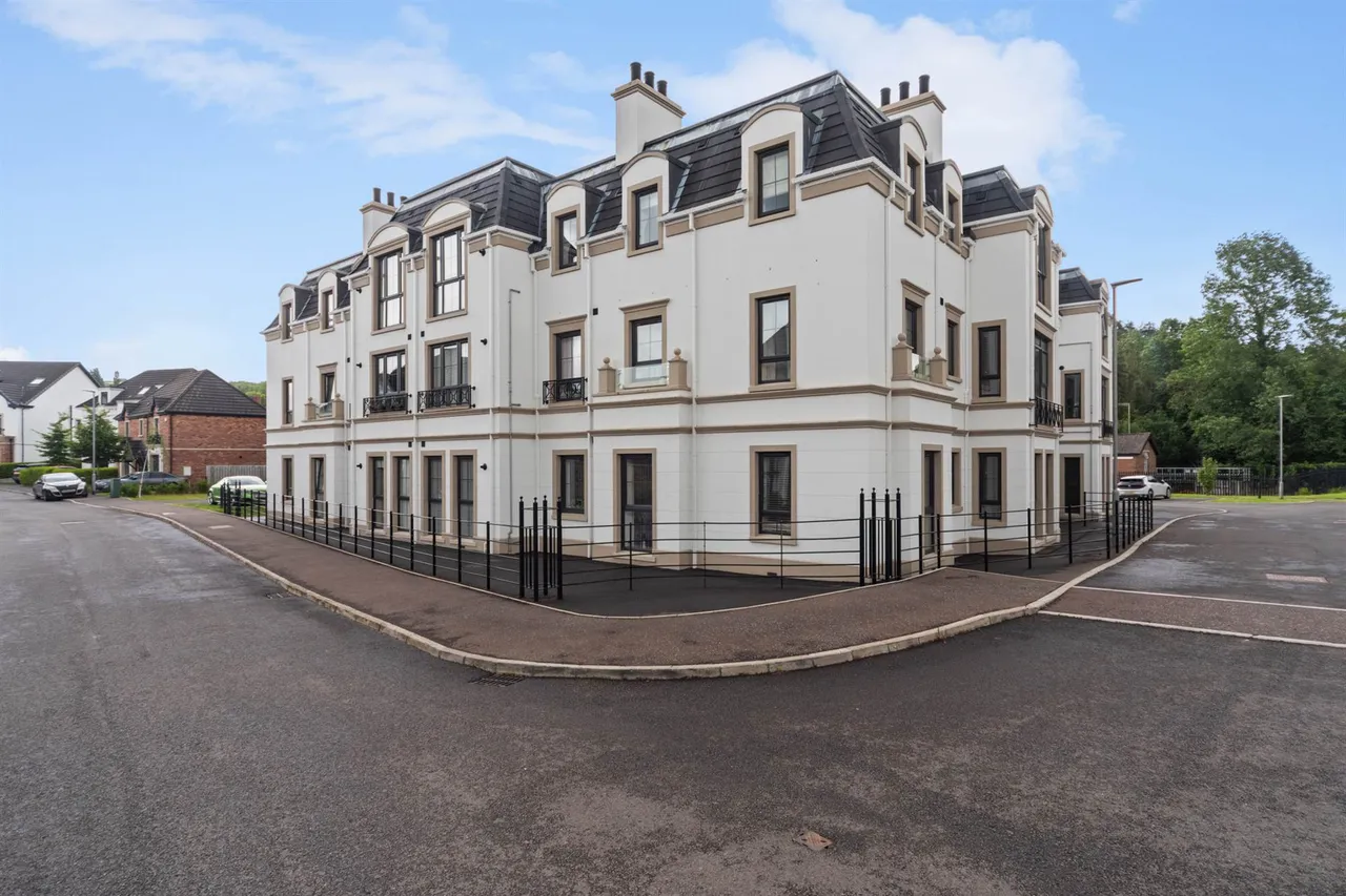 Castlehill Road, Belfast, BT4, photo 2