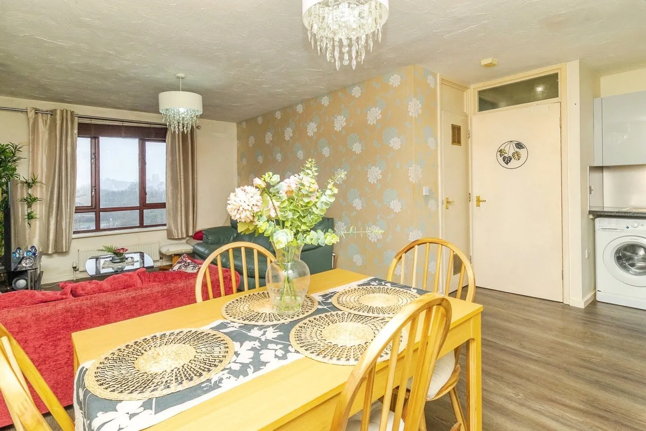 Moorgate, Leadenhall, Milton Keynes, Buckinghamshire, MK6, photo 16