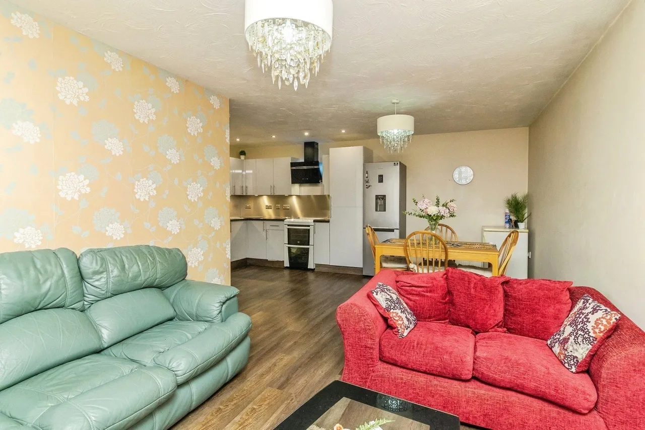 Moorgate, Leadenhall, Milton Keynes, Buckinghamshire, MK6, photo 6