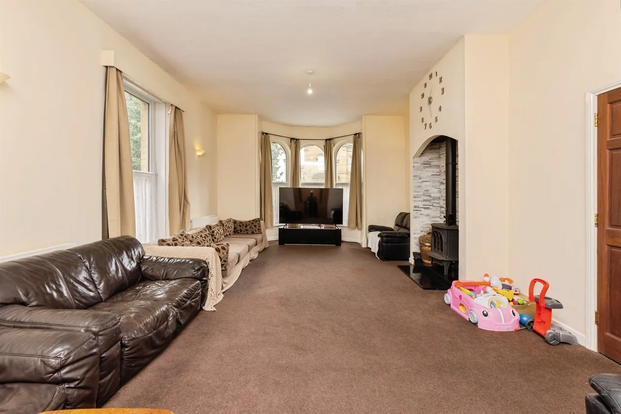Walmer Villas, Bradford, photo 4