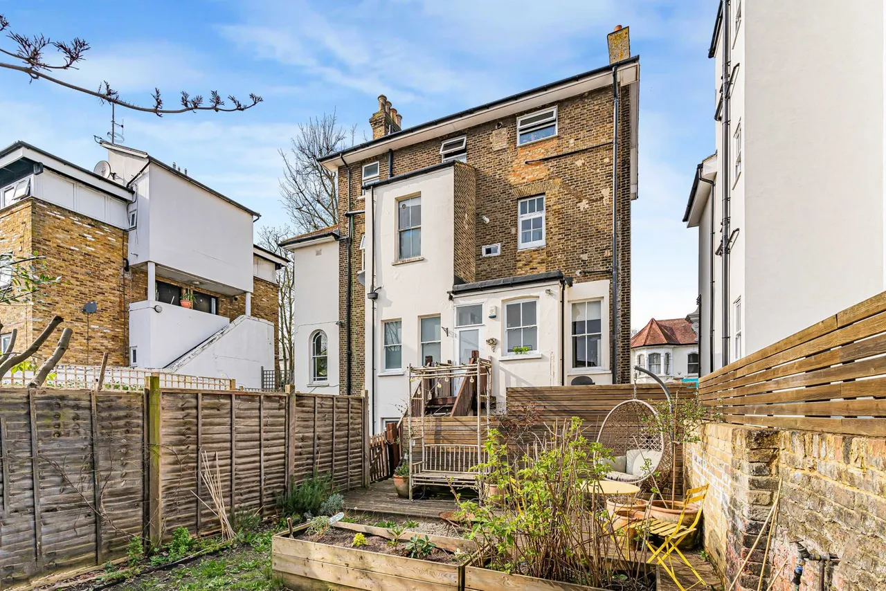 Selhurst Road, London, SE25, photo 20