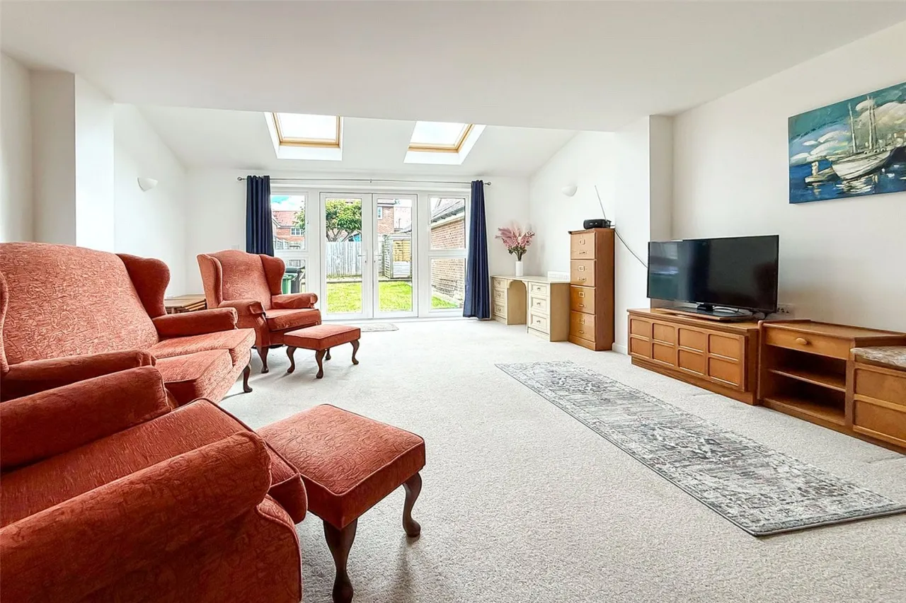 Littlehampton, BN17, photo 2