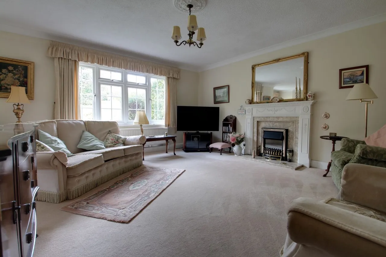 Glendower Park, Leeds, LS16, photo 6