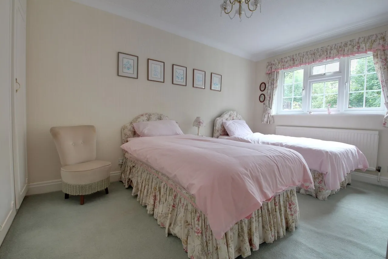 Glendower Park, Leeds, LS16, photo 9
